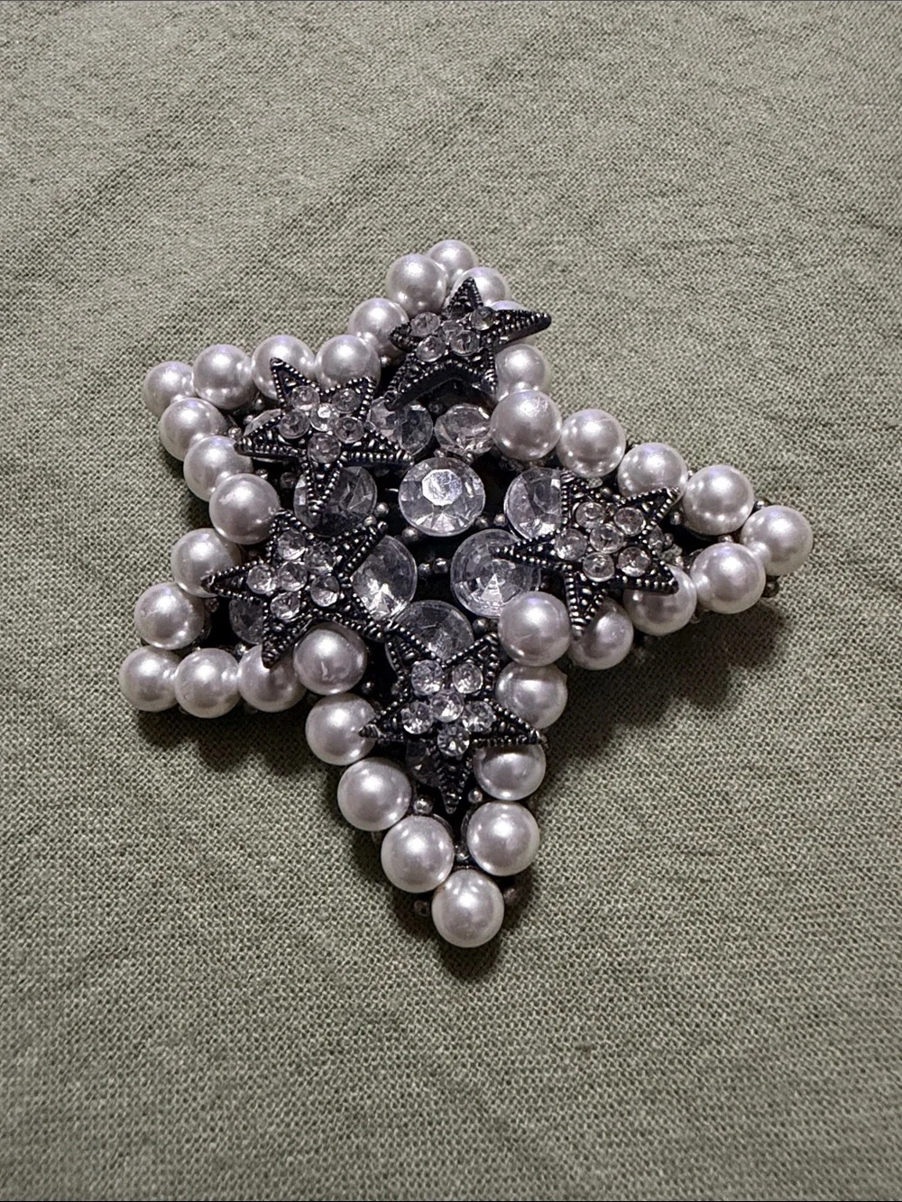 Y2K Pearl & Crystal Starburst Brooch/pendant- Silver and White